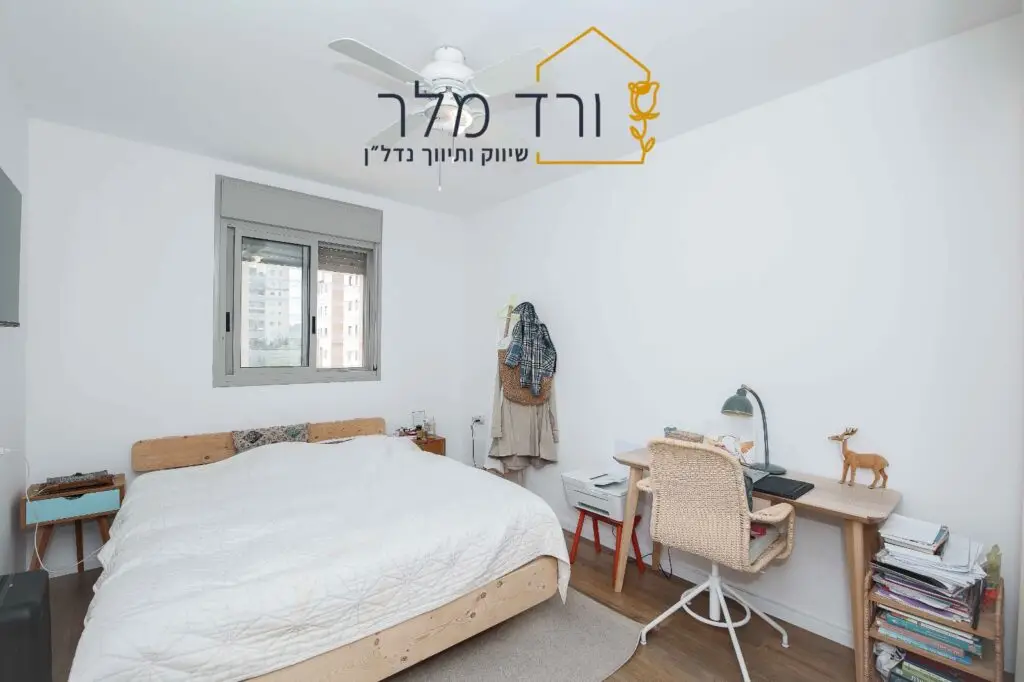 למכירה בשכונת חלומות כרכור, דירת 4 חדרים בבניין בוטיק של 7 דיירים בלבד. לדירה מרפסת שמש, חניה ומחסן, פרדס חנה כרכור
